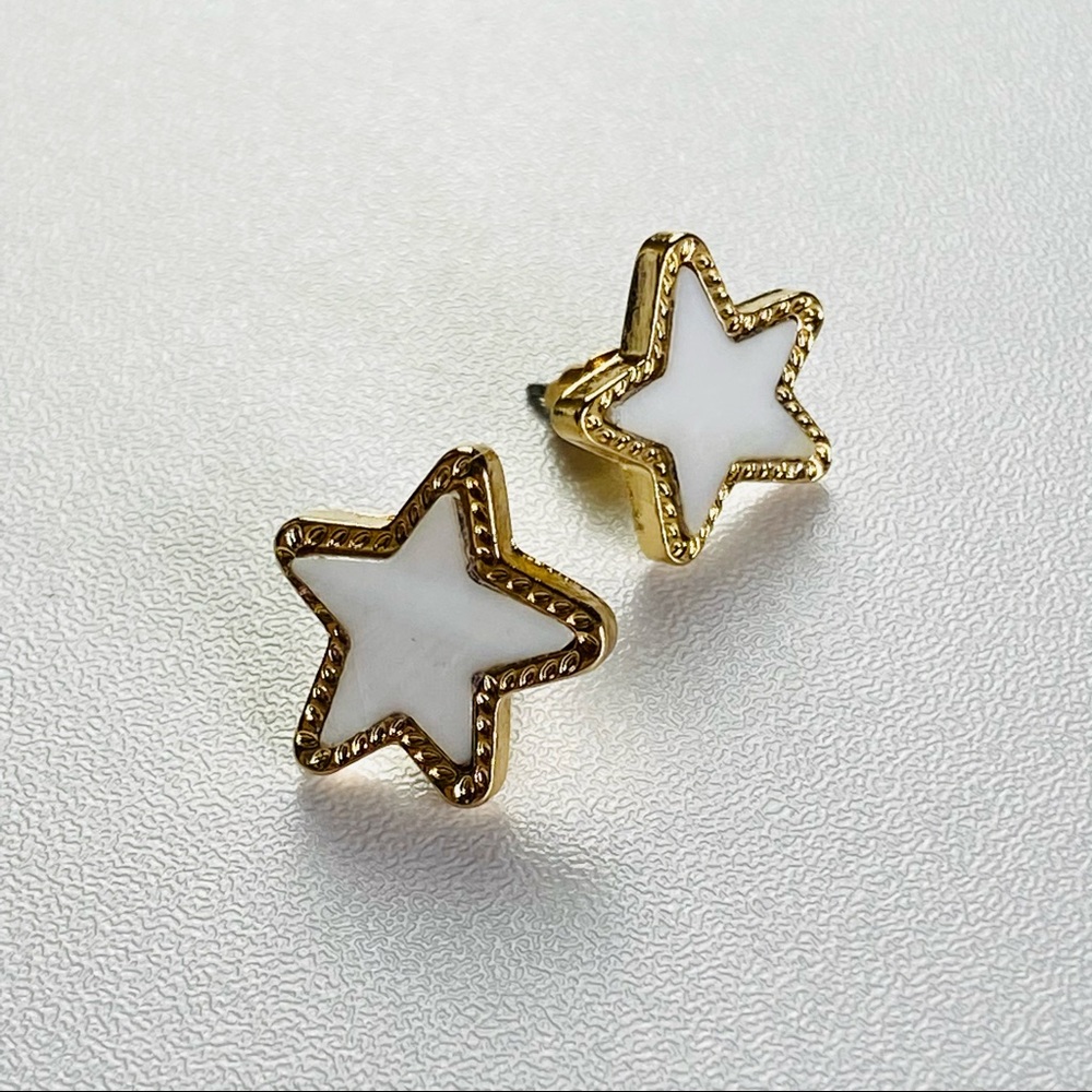 Boutique Mother of Pearl Post Back Star Earrings White Iridescent Gold